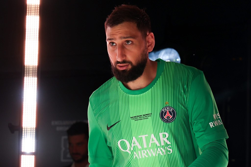 Les clubs français pour ruiner les étrangers : Donnarumma atteint du syndrome de&nbsp;Mbemba.